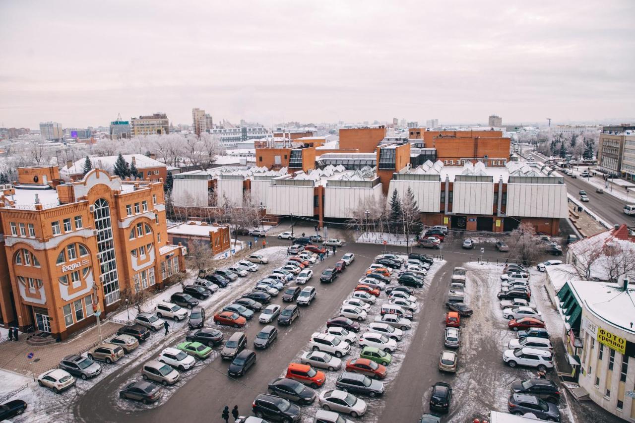 Flagman Hotel Omsk Eksteriør billede